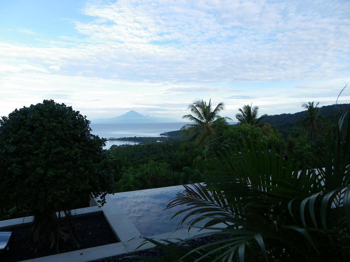 Отель The Puncak Lombok Сенггиги Экстерьер фото
